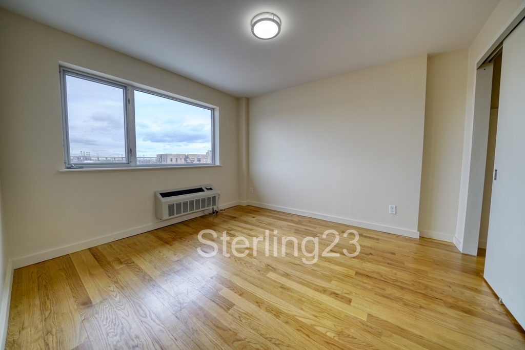 23-15 Astoria Boulevard - Photo 6