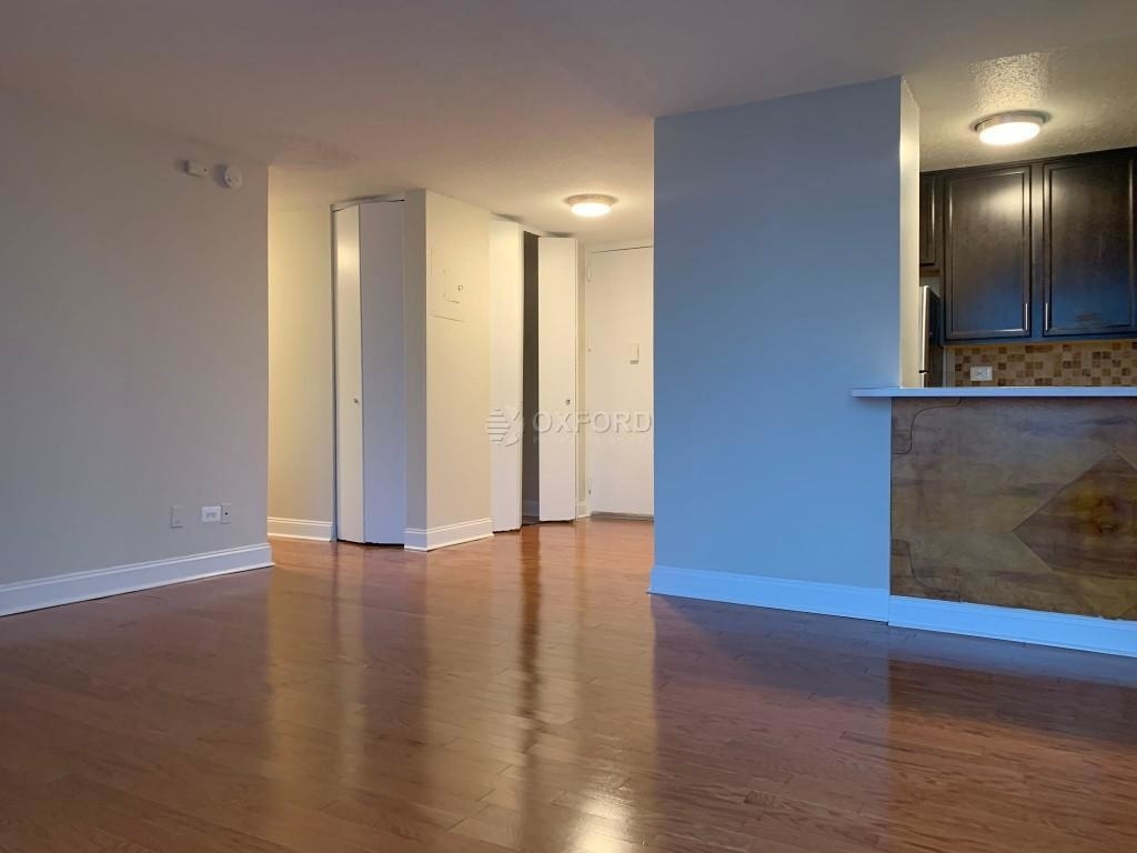 3333 Broadway - Photo 5