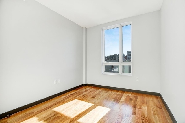 268 Metropolitan Avenue - Photo 6