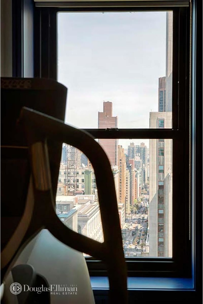 50 West 34th St - Photo 7