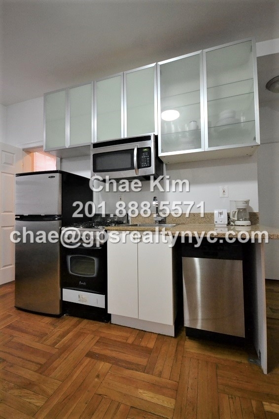 426 East 58th Street - Photo 5