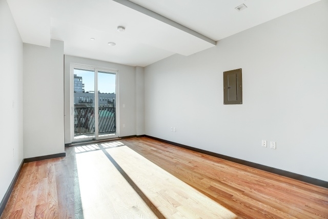 268 Metropolitan Avenue - Photo 6