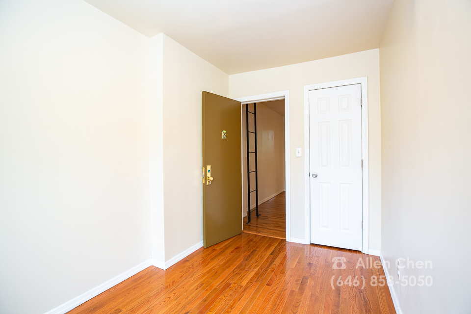 39 W 130th Street - Photo 8