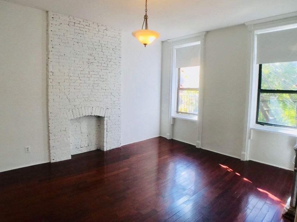 1022 bedford ave - Photo 0