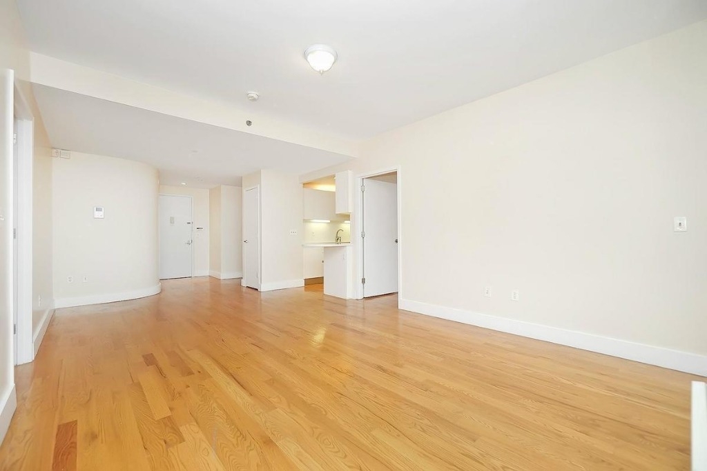 415 west 150  - Photo 2