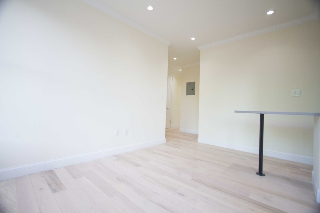 920 Bushwick Ave - Photo 4