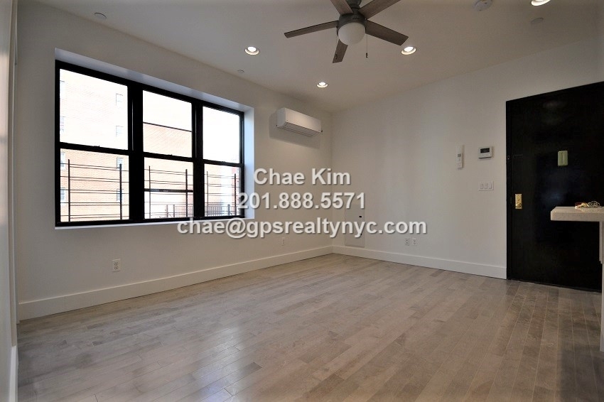 218 East 36th Street - Photo 1