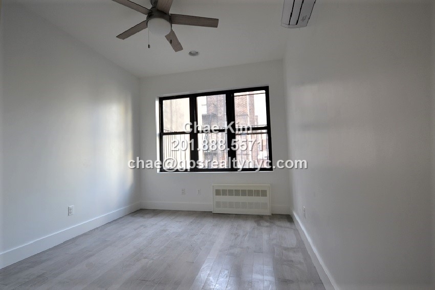 218 East 36th Street - Photo 3