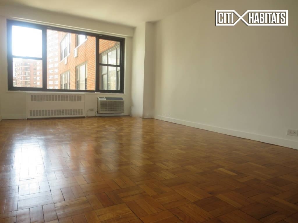 145 Fourth Avenue - Photo 0