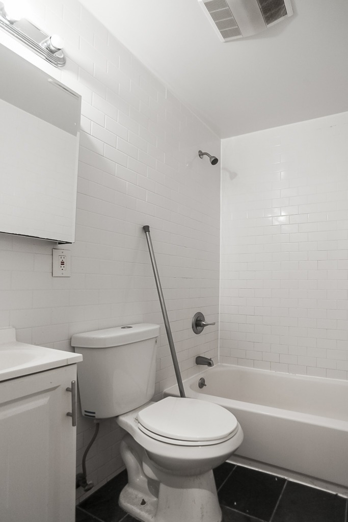 1295 Lexington Avenue - Photo 9