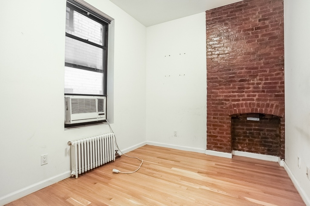 1295 Lexington Avenue - Photo 5