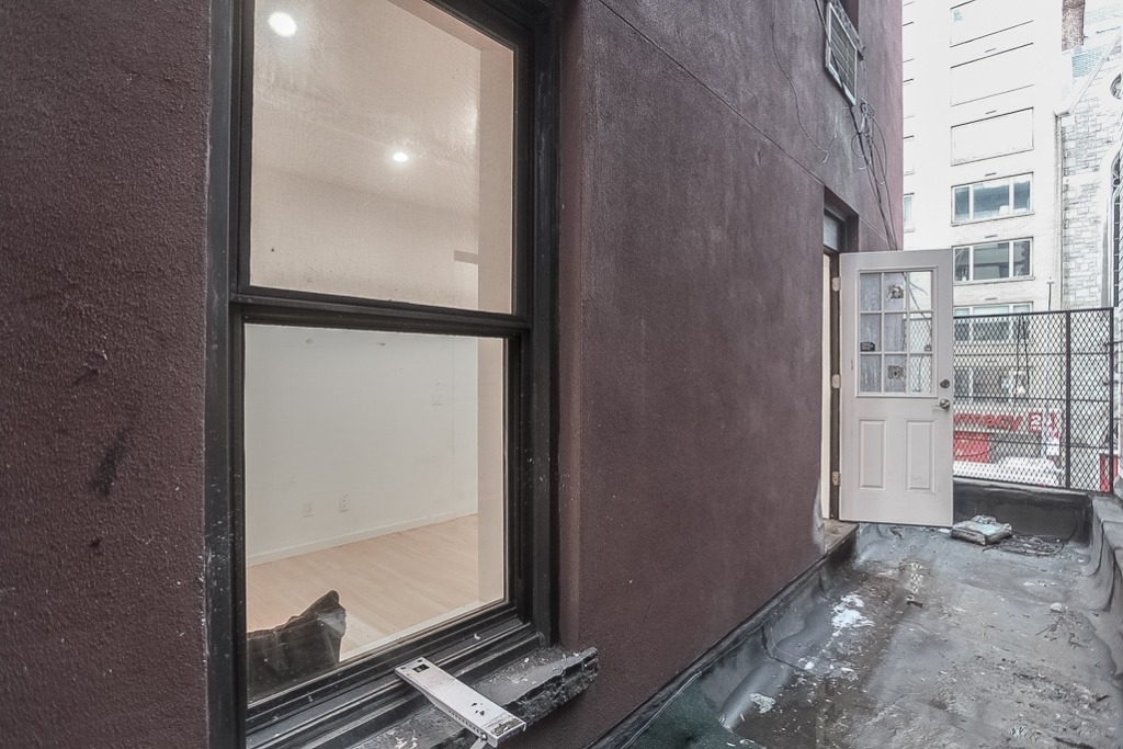 1295 Lexington Avenue - Photo 11