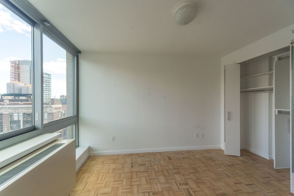 455 W 37 St - Photo 1