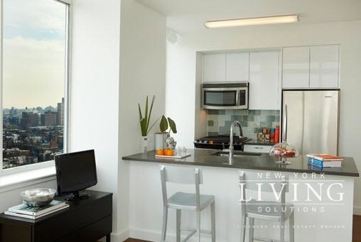 Penthouse with wrap around terrace with 2/3 months free rent - Photo 0