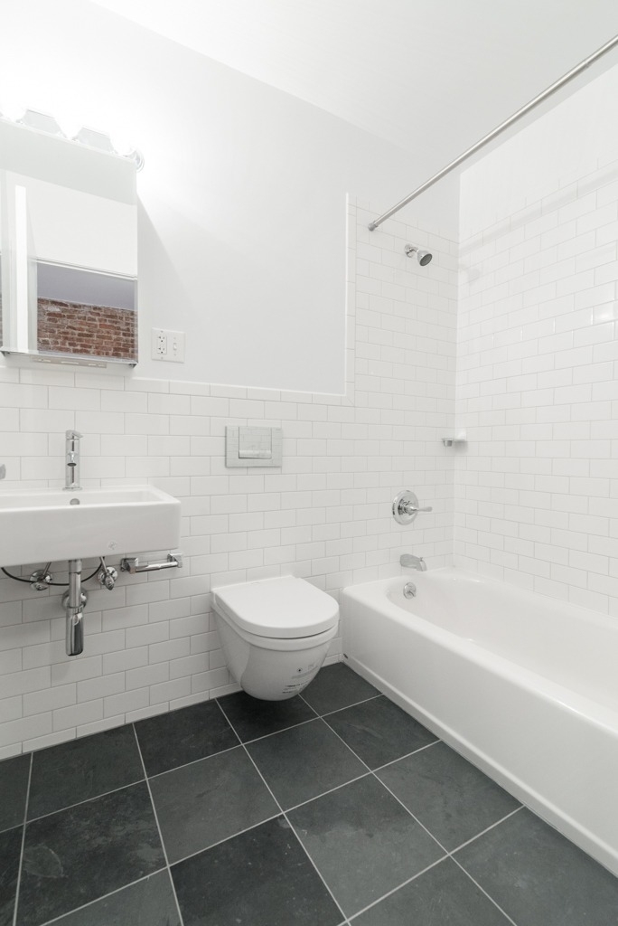 425 East 65th St - Photo 7