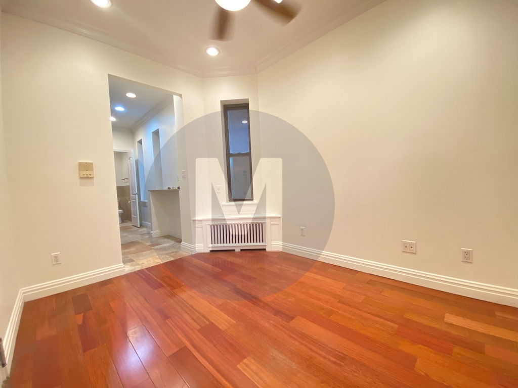 314 East 62nd Street - Photo 7