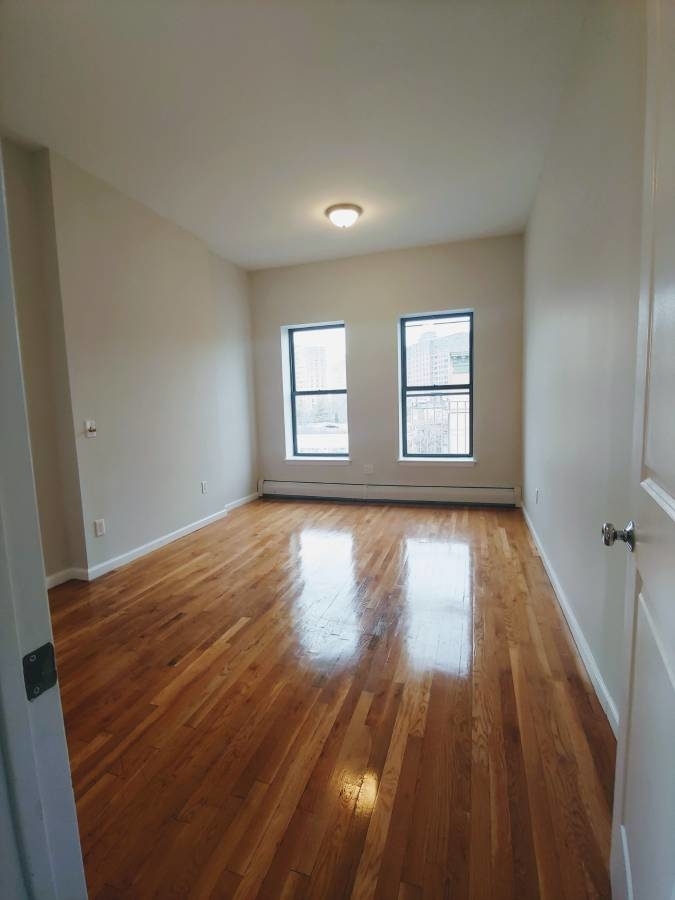 144 Bruckner Boulevard - Photo 2