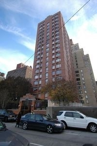 West 35th Street - Photo 3