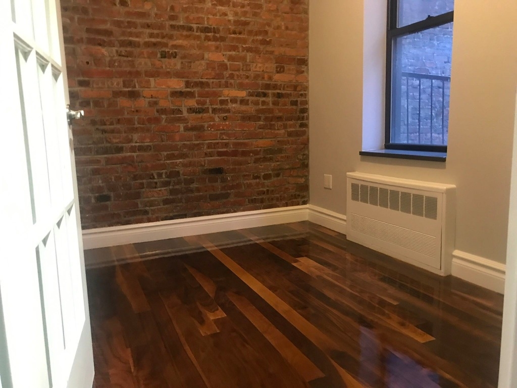 1590 Lexington avenue - Photo 9