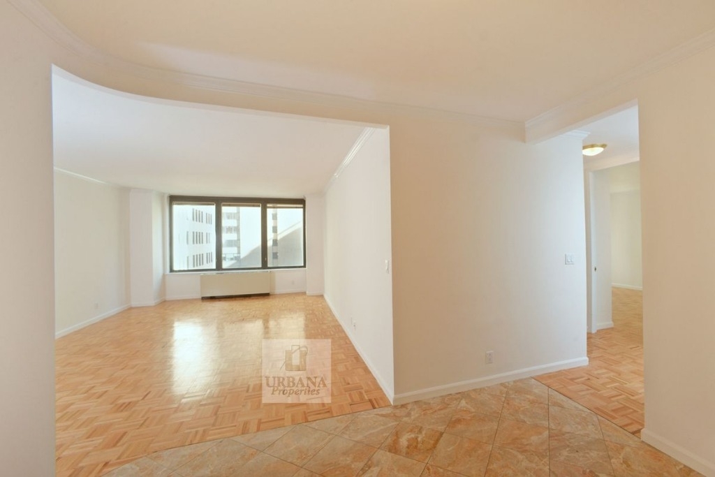 150 East 57th Street - Photo 0