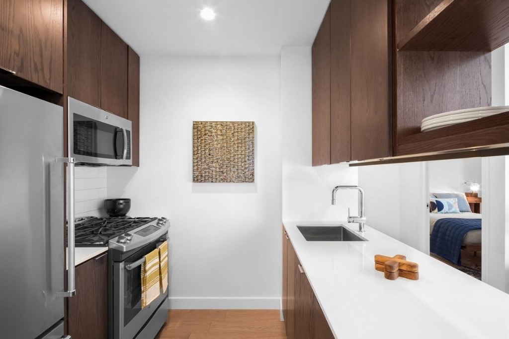 225 East 39th Street, Apt. 20A - Photo 6