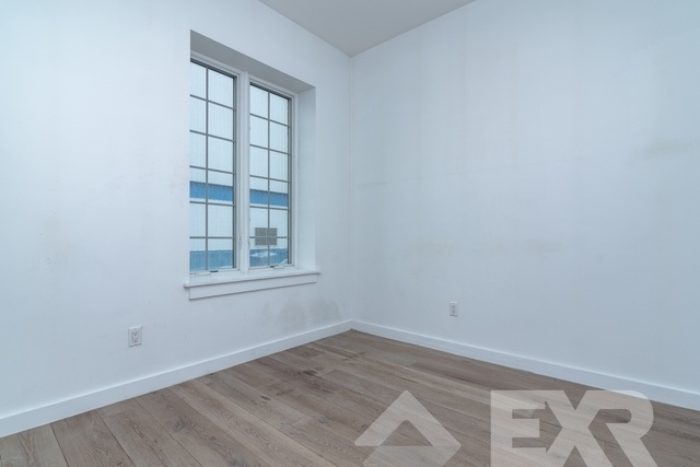 65 Kent Avenue - Photo 5