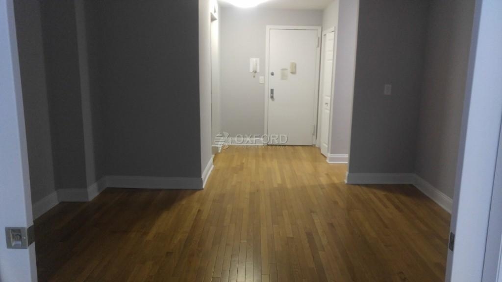 301 East 47th Street - Photo 2