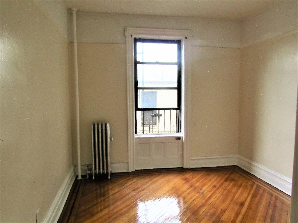 470 Eastern Parkway - Photo 4