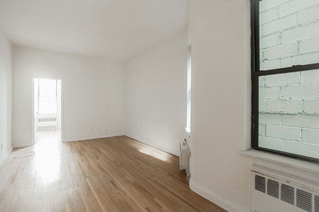 350 East 76th Street - Photo 2