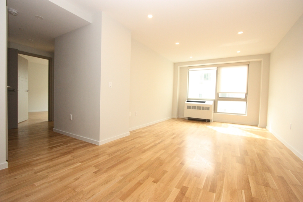 482 Franklin Avenue - Photo 8