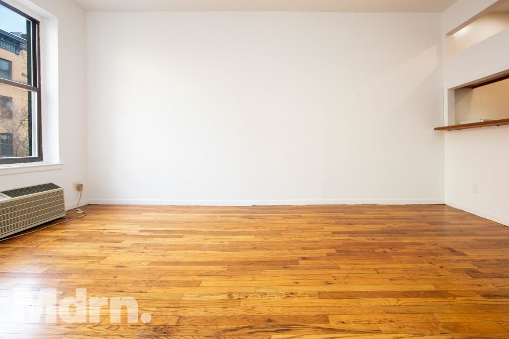 214 East 83rd Street - Photo 2