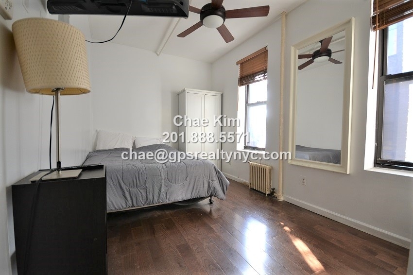 201 West 76th Street - Photo 0