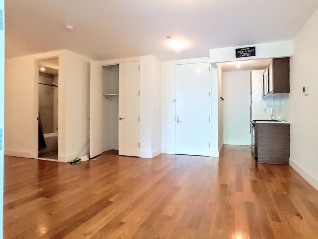 106 Meserole St - Photo 1