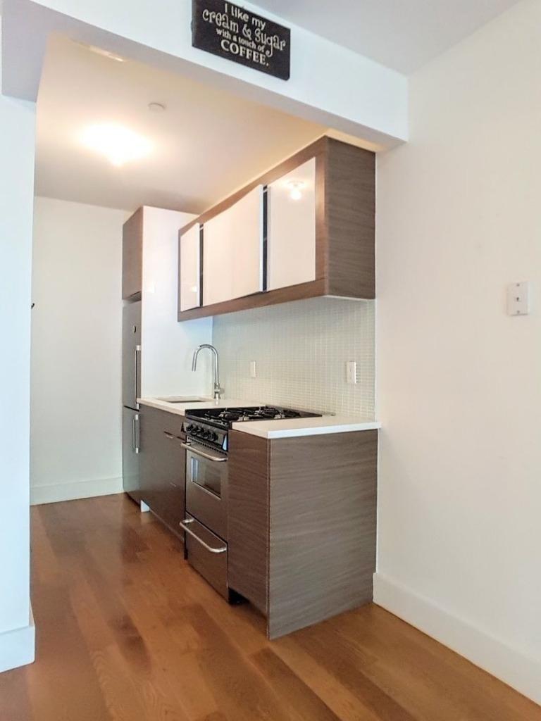 106 Meserole St - Photo 2