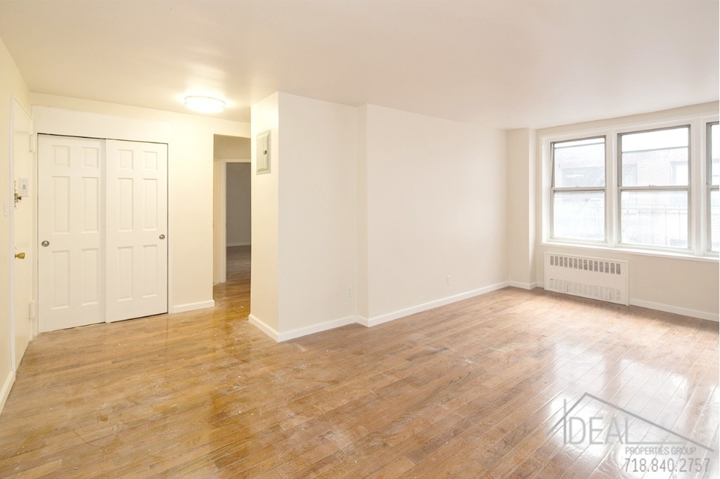 483 Ocean Parkway - Photo 0