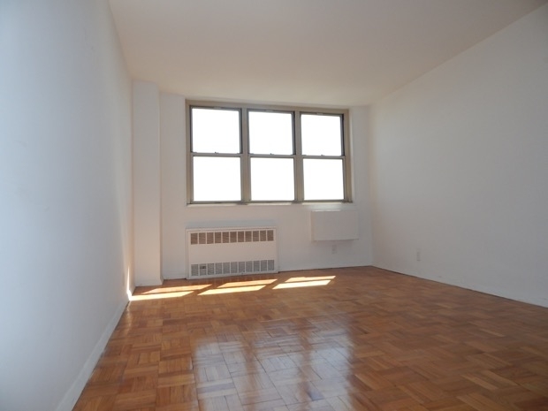 455 Ocean Pkwy - Photo 4