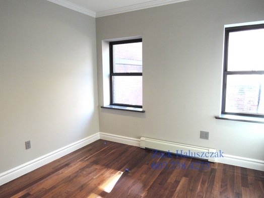 2nd Avenue - Photo 2