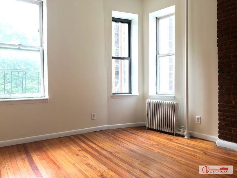 303a East 91st Street - Photo 0