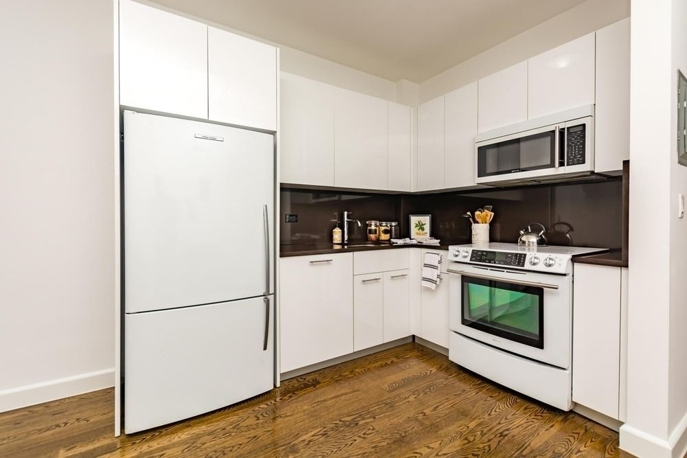 212 West 91st Street - Photo 4