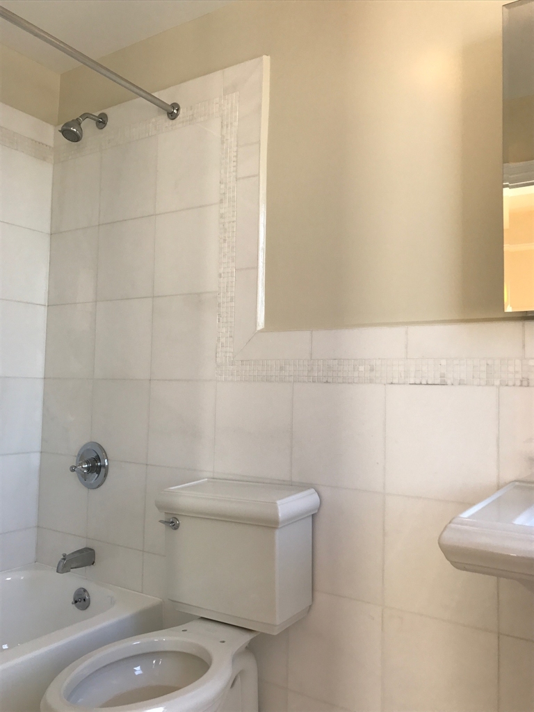 166 2nd Ave - Photo 5