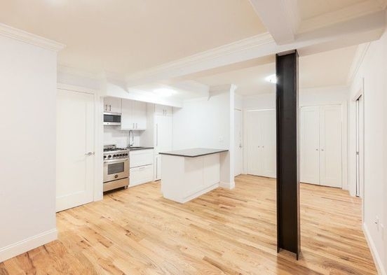 210 East 22nd St - Photo 1