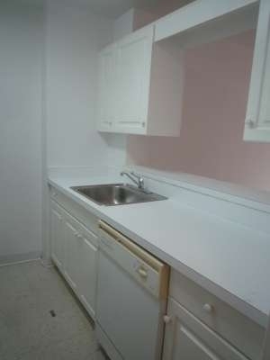 East 71 - Photo 5