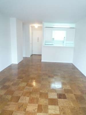 East 71 - Photo 1