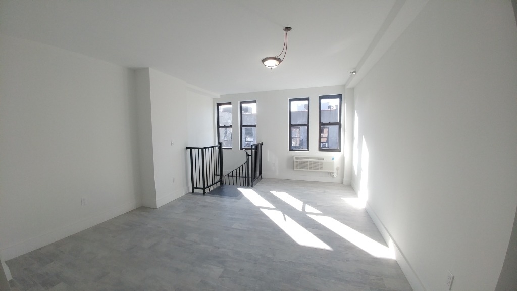 558 W 161 St - Photo 0