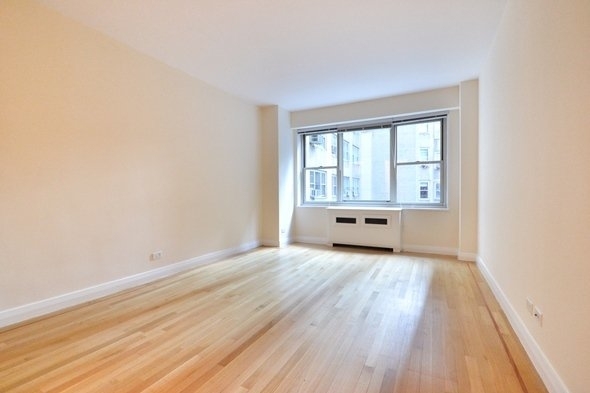 56 Park Avenue - Photo 2