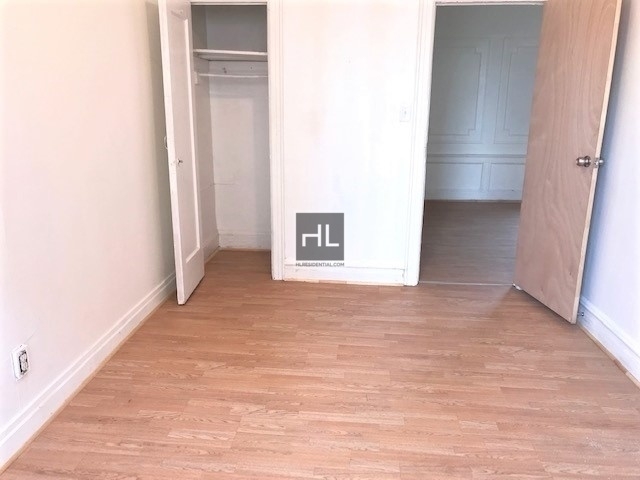 240 East 46 Street - Photo 12