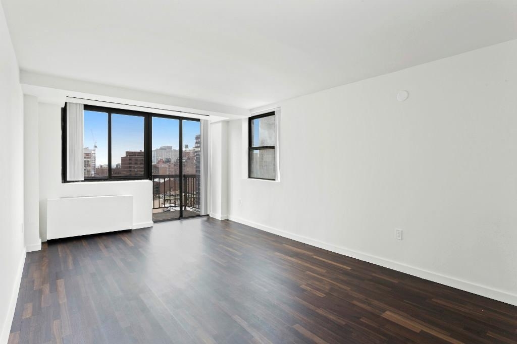 184 Lexington Avenue - Photo 0