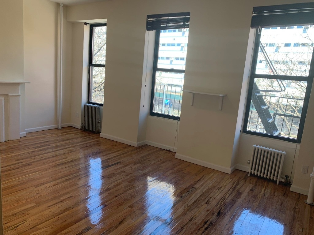 412 West 49th Street - Photo 1