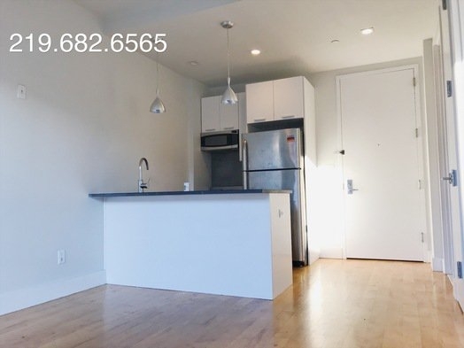 836 Dekalb Avenue - Photo 2