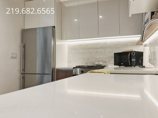 810 Flushing Avenue - Photo 2